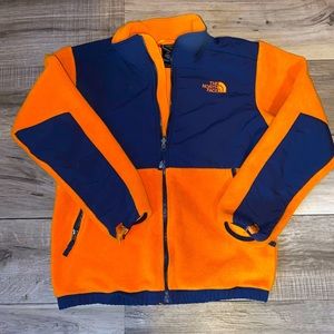 Boys North Face Denali 🧡